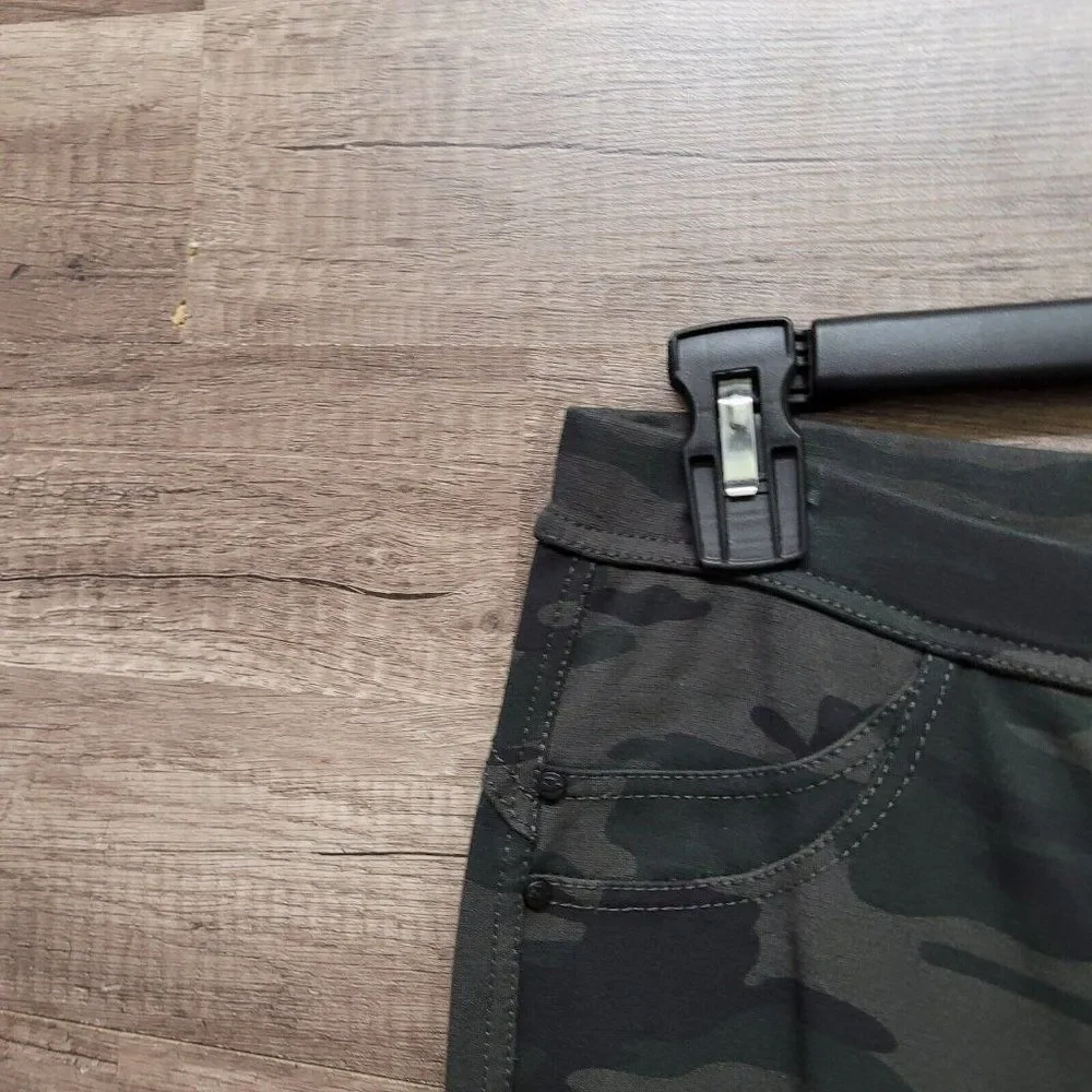 Revolve Sanctuary Original Grease Leggings Green Mink‎ Camo Camouflage Womens S